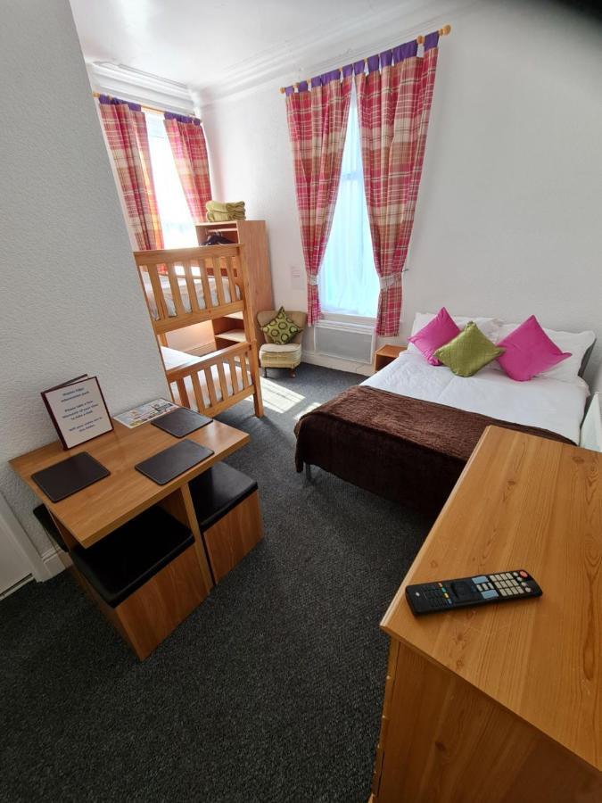 Hotel Waters Edge Blackpool Esterno foto