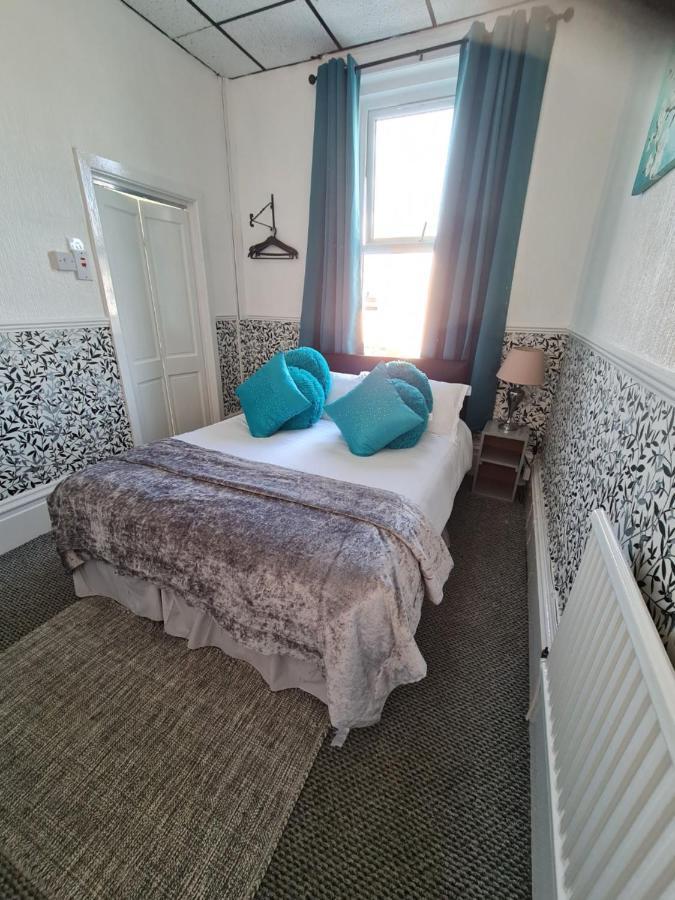 Hotel Waters Edge Blackpool Esterno foto