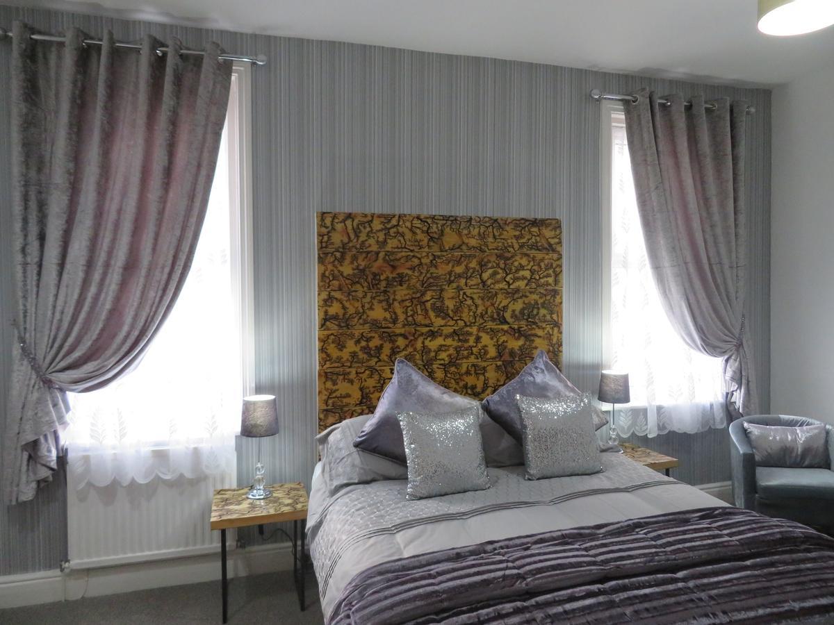 Hotel Waters Edge Blackpool Esterno foto