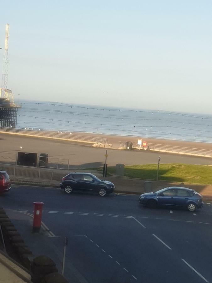 Hotel Waters Edge Blackpool Esterno foto